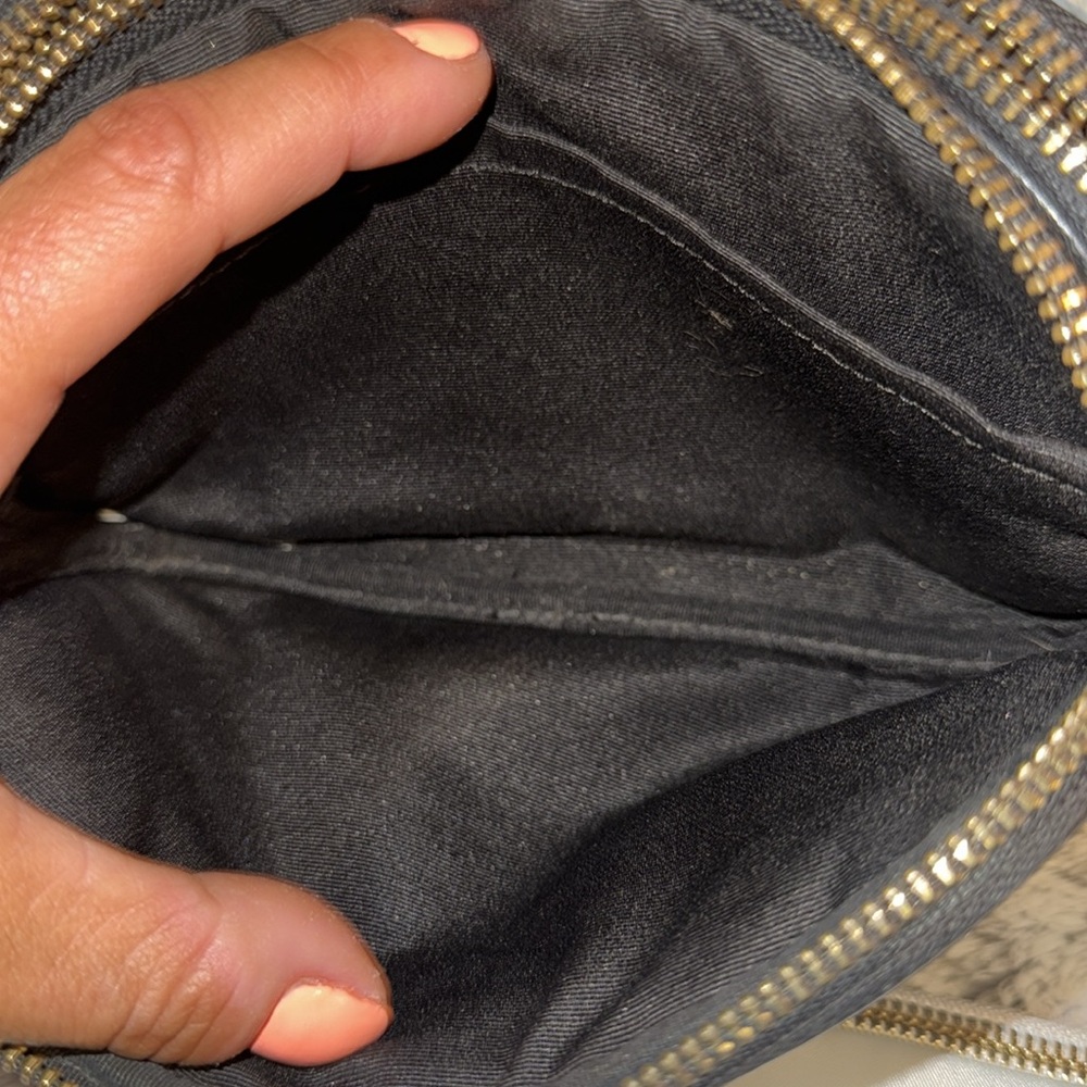 Coach Elegant Black Crossbody Bag - Picture 4 of 8